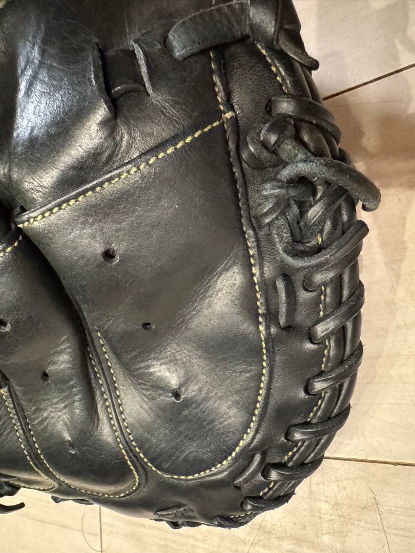 ハタケヤマ 少年軟式用キャッチャーミット TH-JR8BS 手入れ口