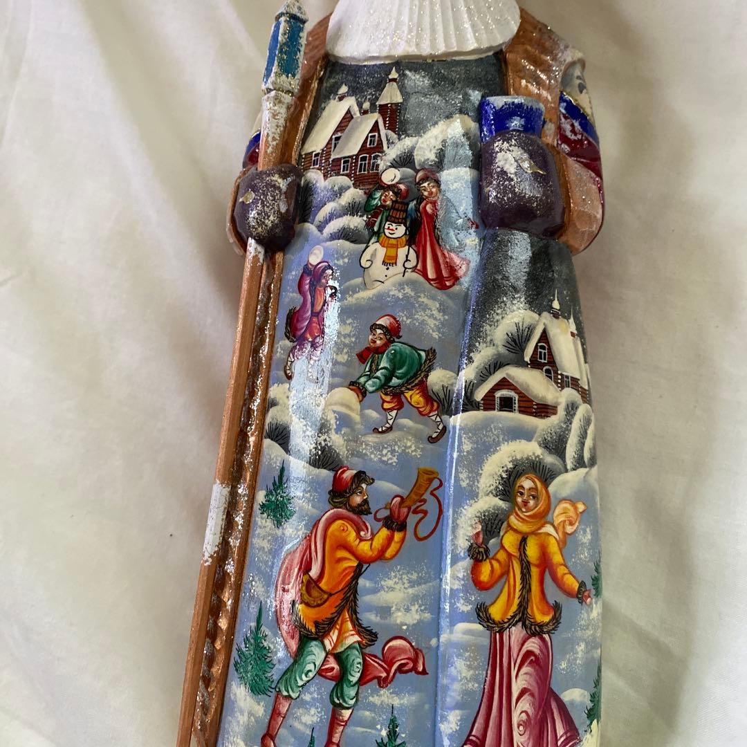 木製サンタクロースの彫刻29センチ