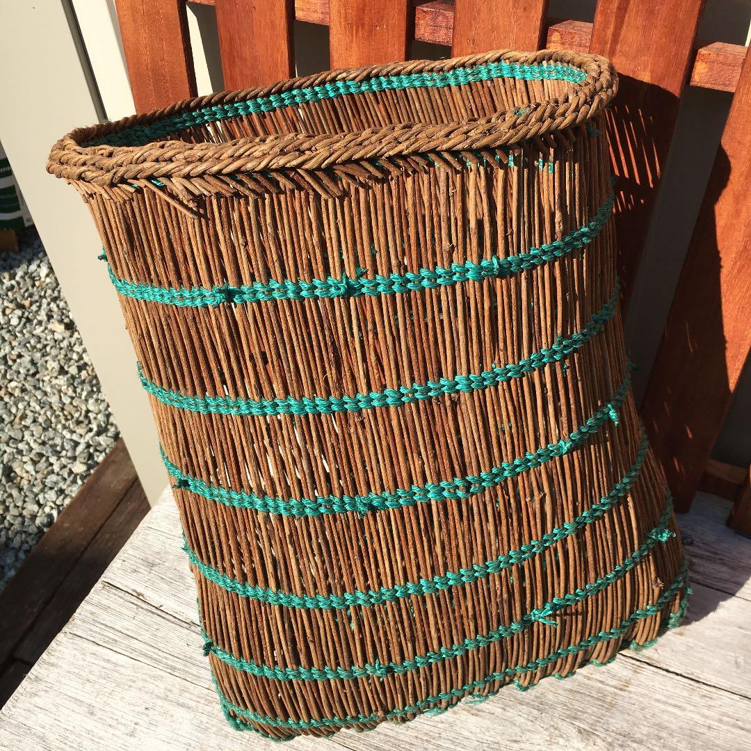 アンティーク！希少なツル背負い