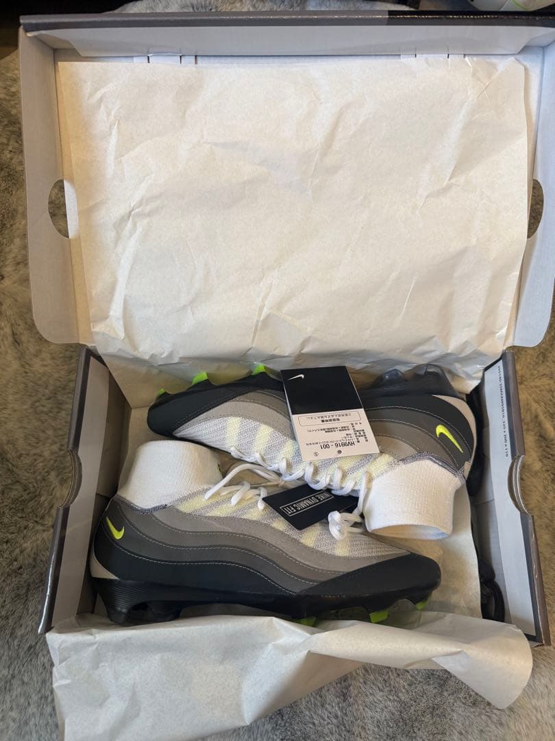 マーキュリアル スーパーフライ 10 エリート AM 95 SE FG Neon