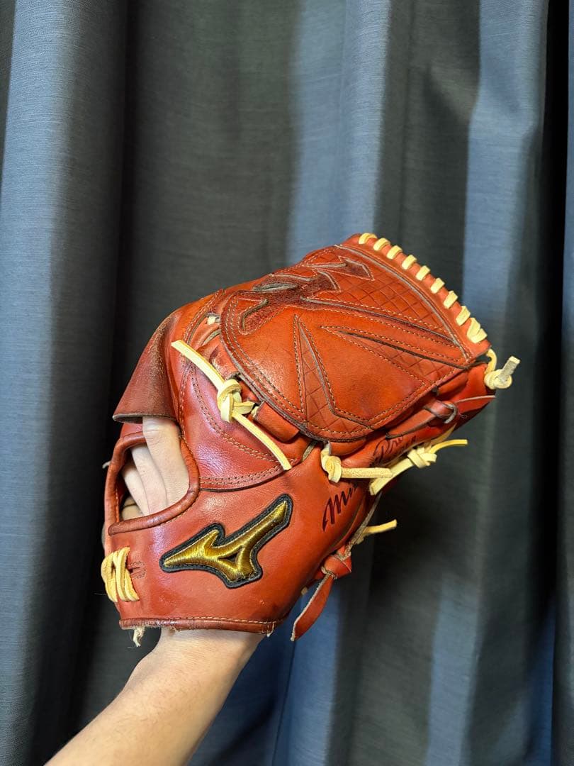 ミズノプロ 硬式オーダー投手用グローブ 良型‼️ 即戦力‼️ 耕作印あり