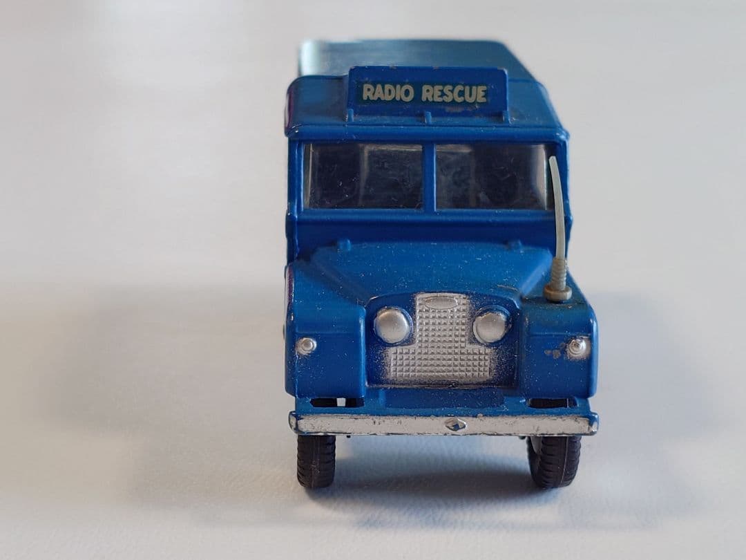 ミニカー CORGI NO.416 LAND ROVER RAC Radio Rescue