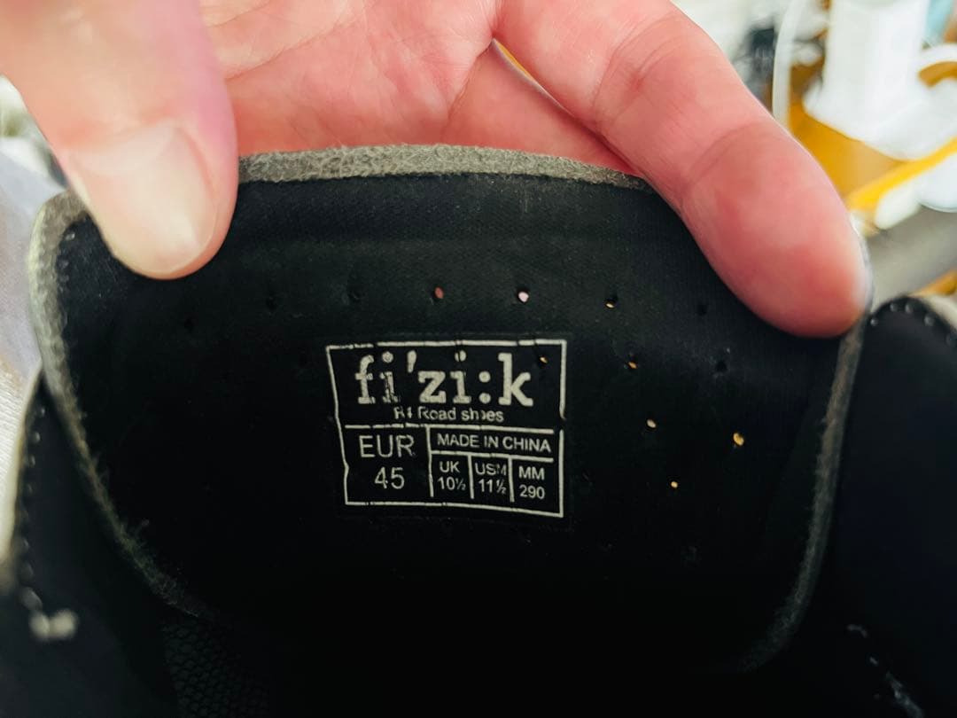 fi'zi:k クリンチングシューズ ホワイト(箱無し)