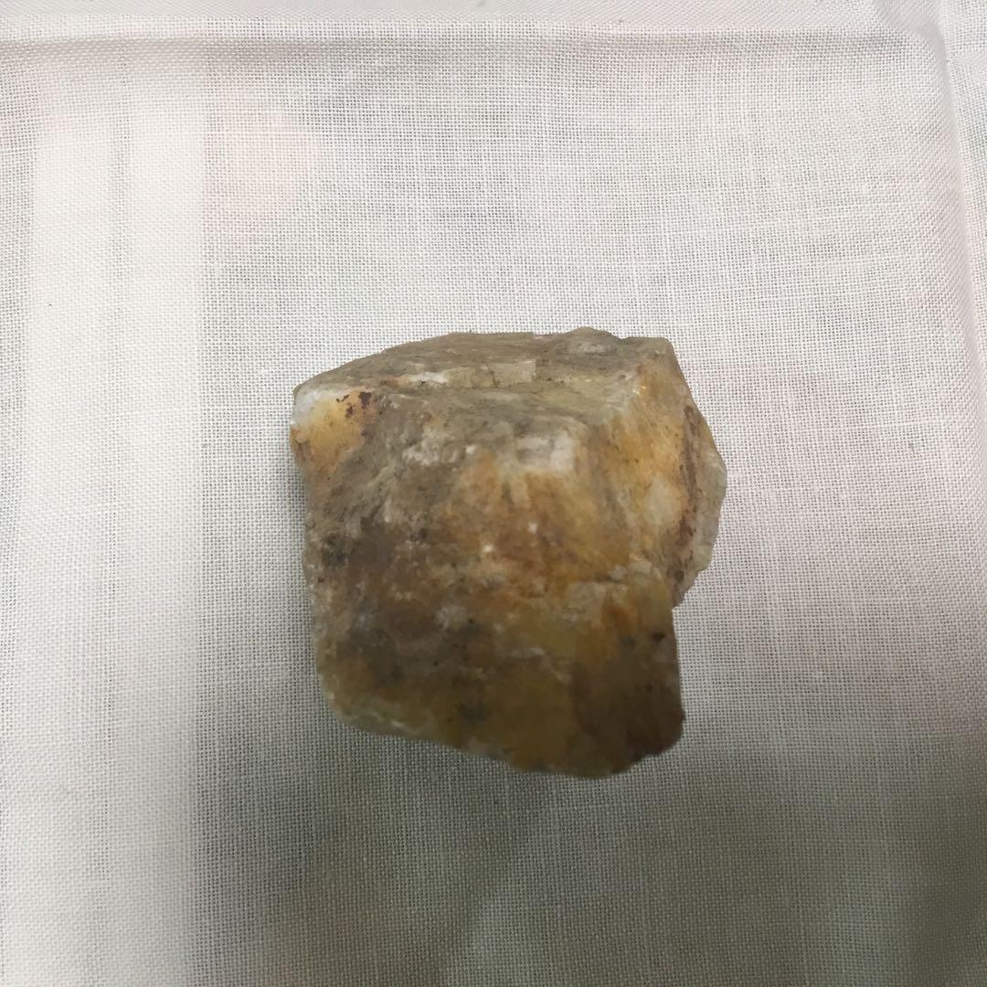 蛍石-フローライト- 約106g 鉱物標本⭐︎レア産地(ラベル参照)⭐︎(No.1)