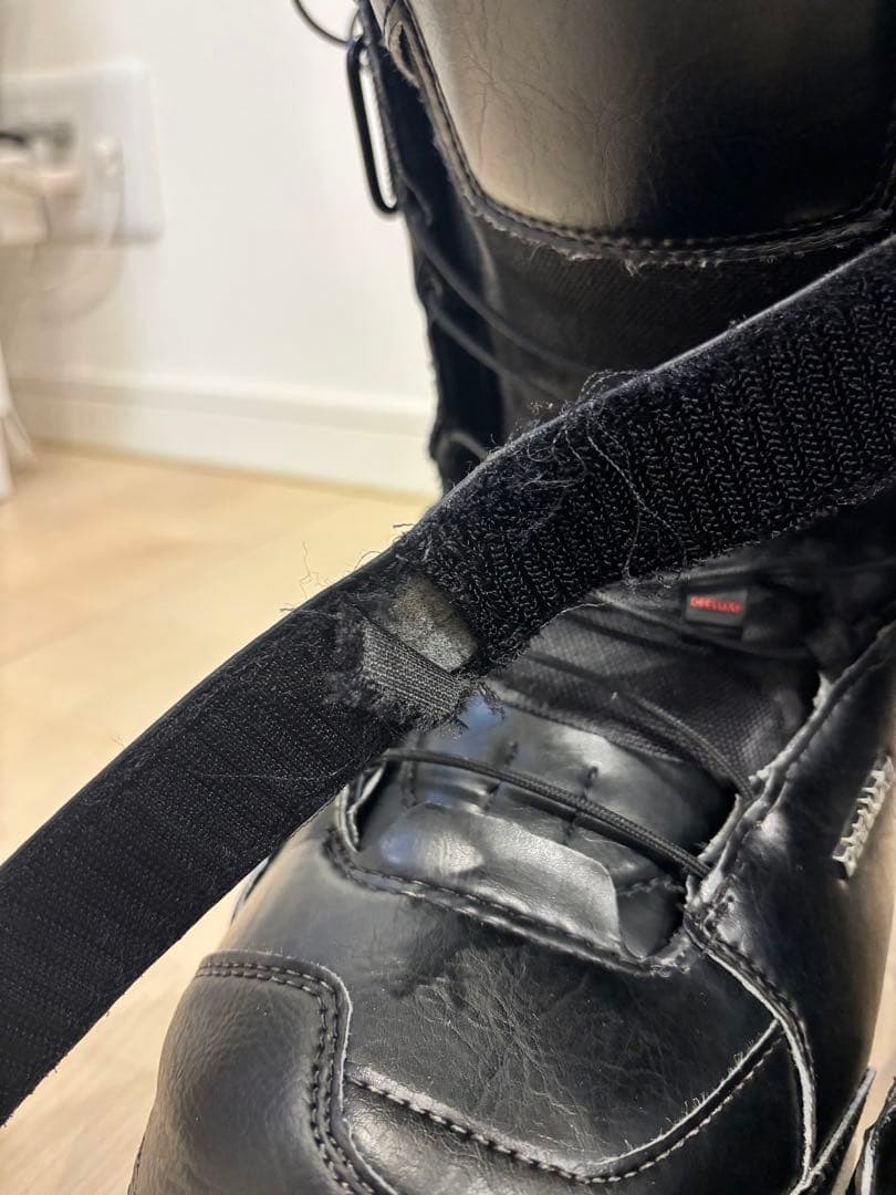 DEELUXE EMPIRE 28.5 インナー２つ付き