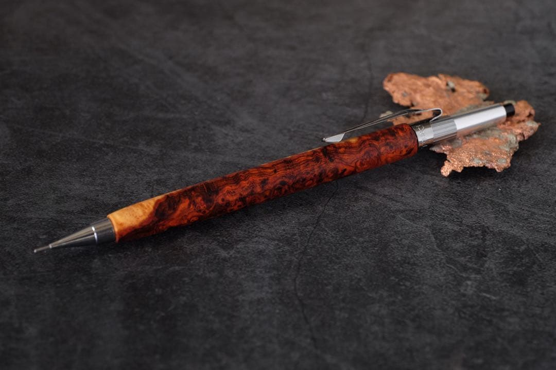 PG5木軸カスタム0213　高村杢工房 製図用シャープペンシル　極上花梨瘤紅白