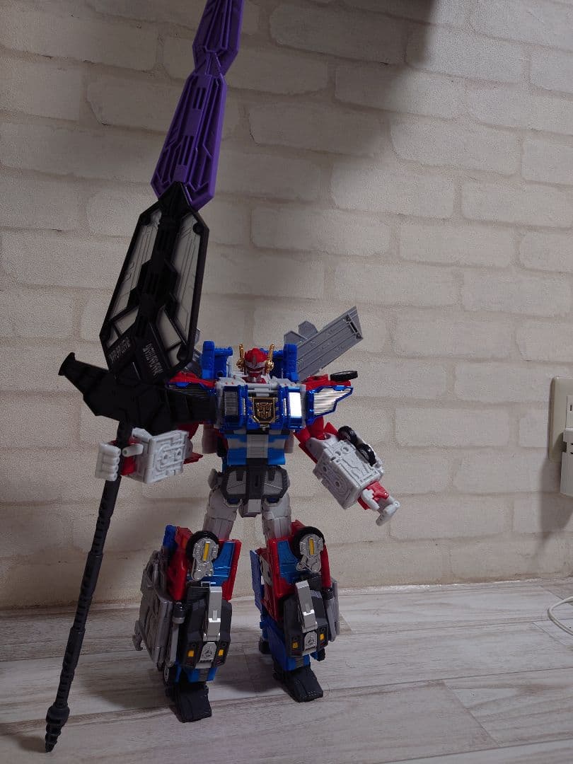 修正済み商品　トランスフォーマーレガシー ゴッドファイヤーコンボイ