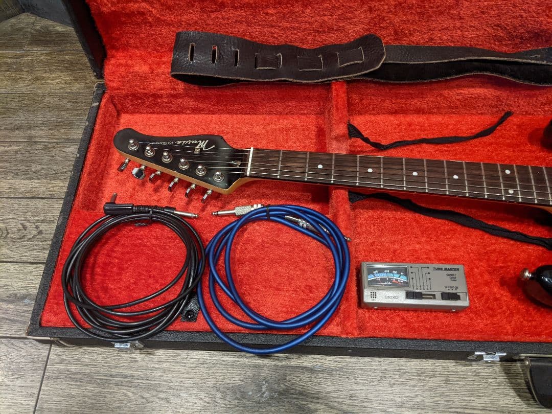 MAVIS メイビス ストラトキャスター、ハードケース付き！