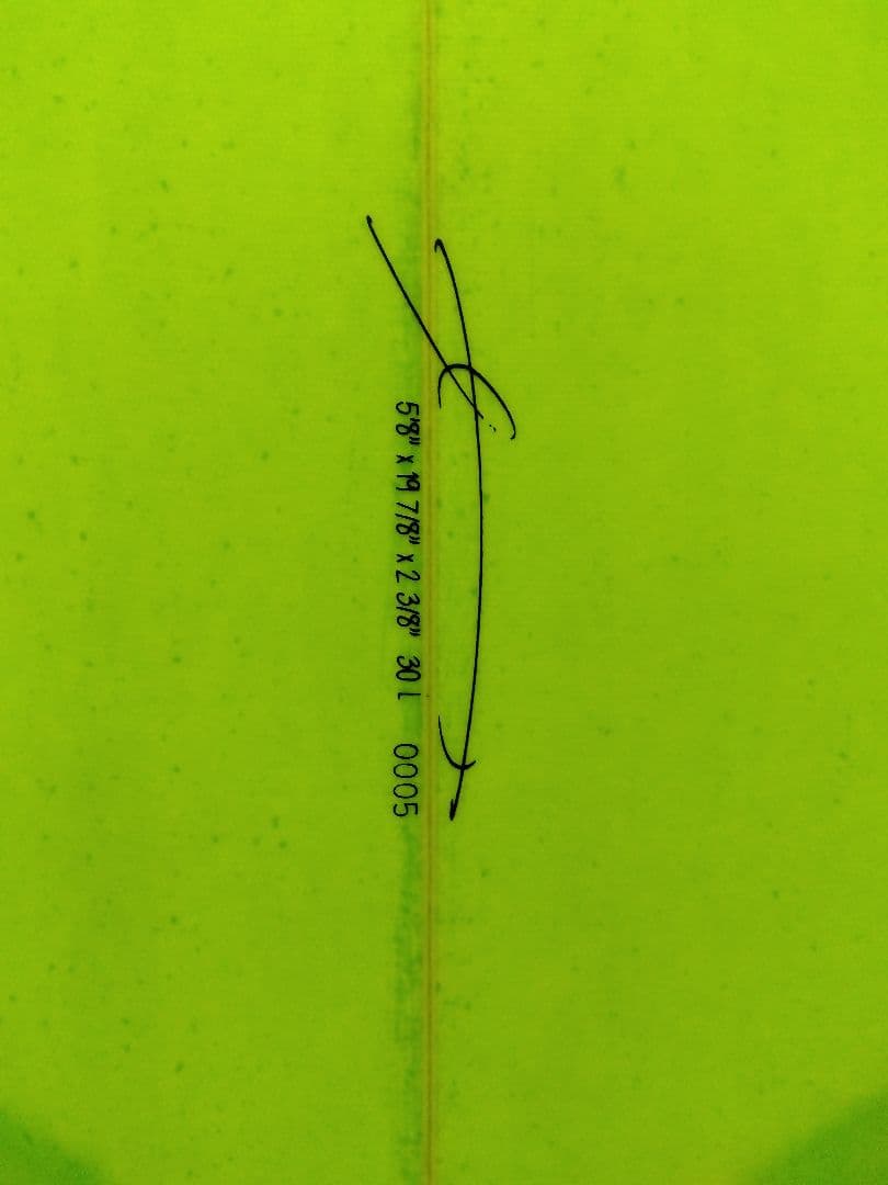 引き取り限定美品ボード！断捨離中