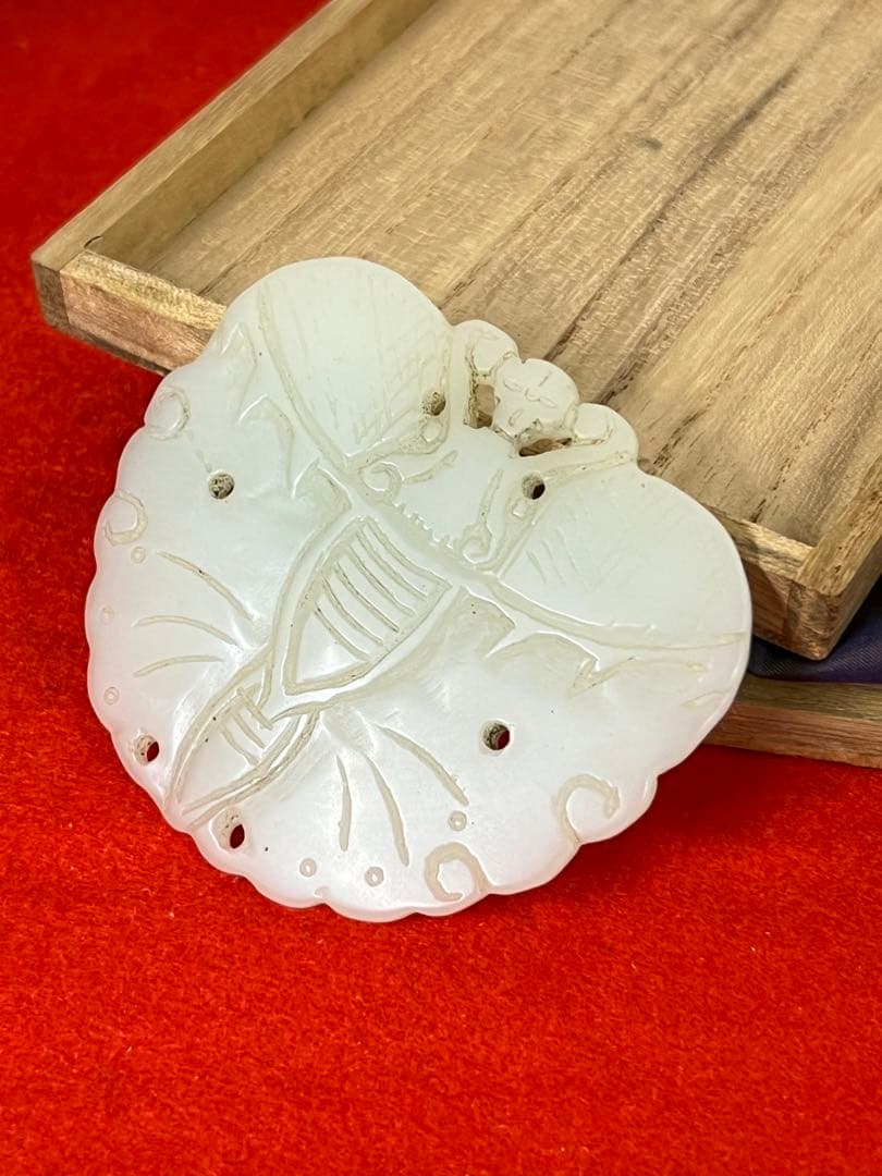 中国古美術 根付　天然白玉蝶形珮　本玉　　；H-6-0