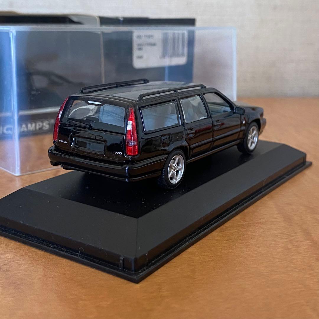 希少　MINICHAMPS Volvo V70 Break 1998 ブラック