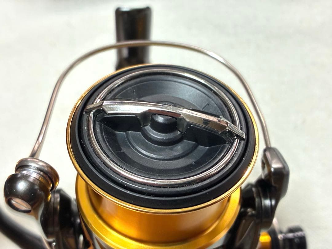 【機関良好】シマノ リール20ツインパワー2500S【カスタム品】