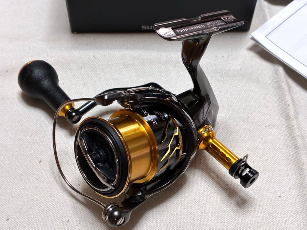 【機関良好】シマノ リール20ツインパワー2500S【カスタム品】