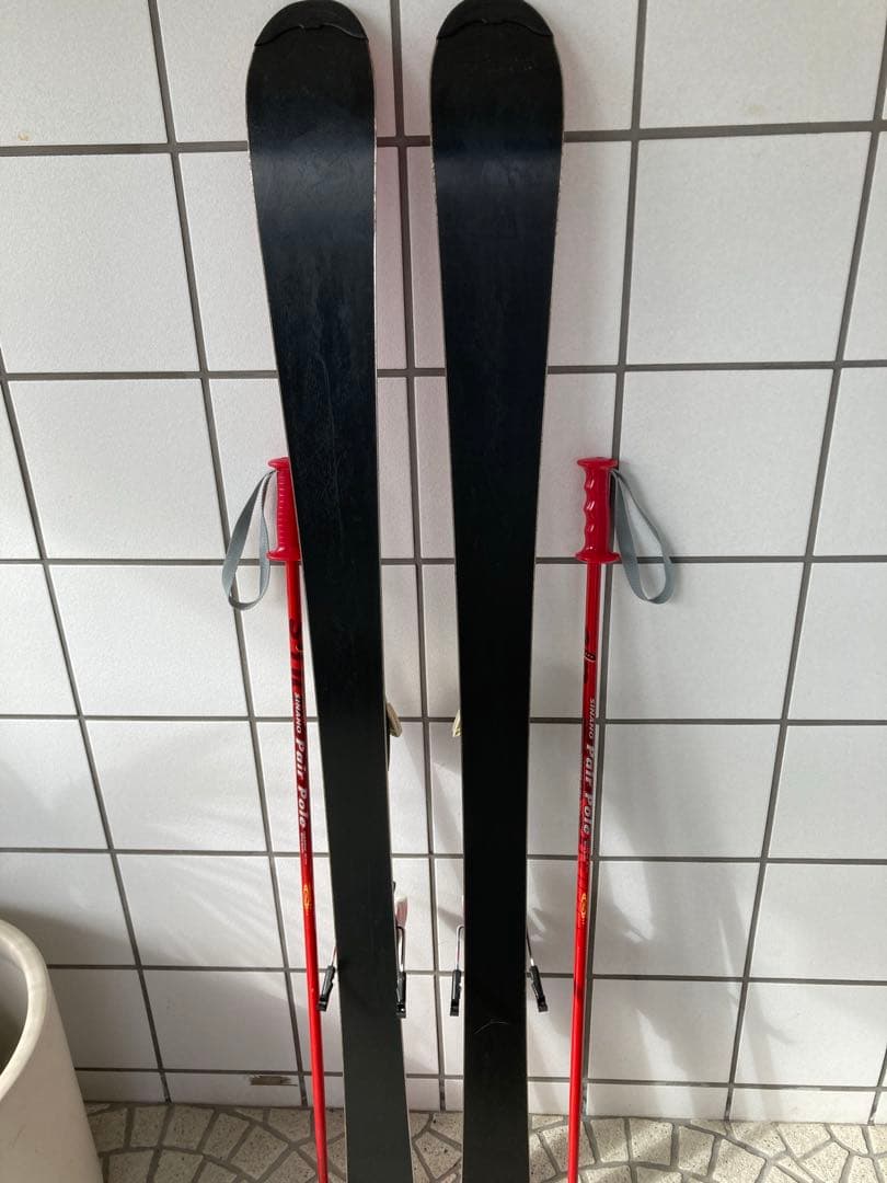 美品　子供用140㎝ ATOMIC X-Drive 8.0 スキーセット