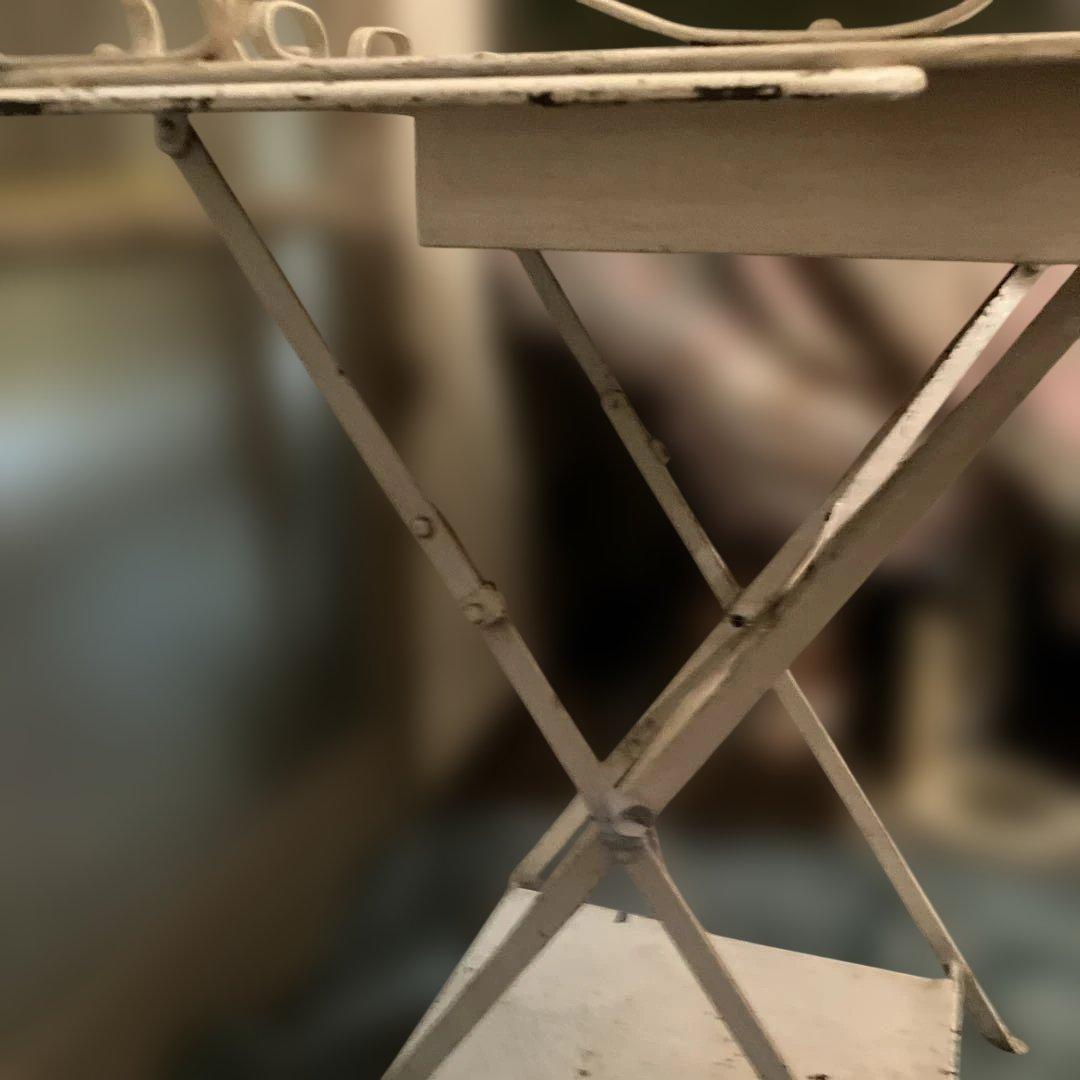 フランスアンティークの洗面台