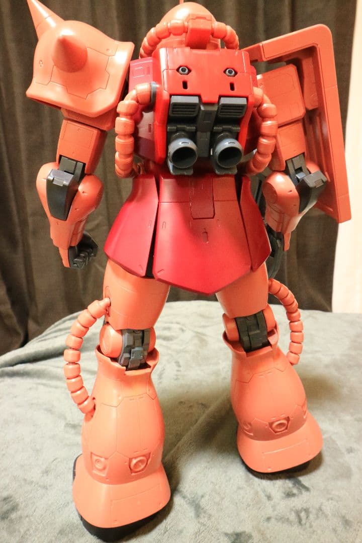 メガサイズガンプラ MS-06S シャア専用ザク II 完成品