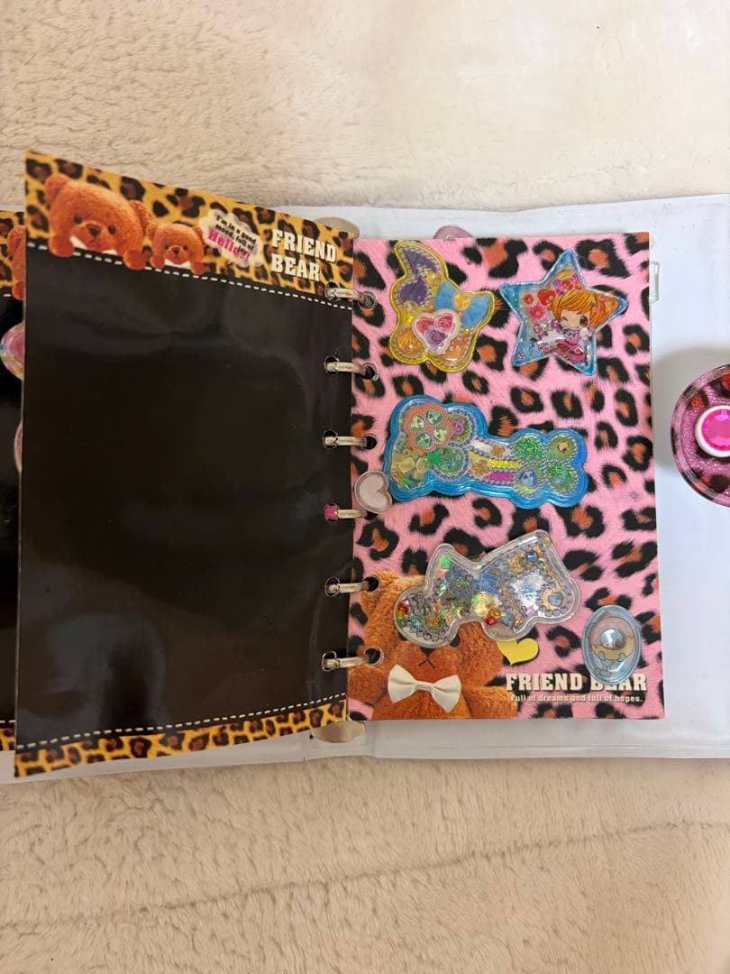 フレンドベア ステッカー帳 ウォーターシール、シャカシャカシール付き 完成品