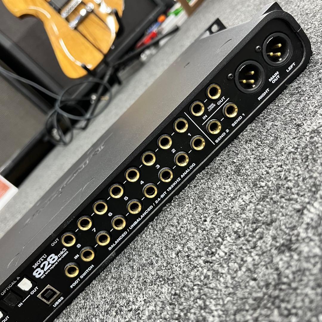【11212】MOTU 828 mk3 hybrid オーディオインターフェース