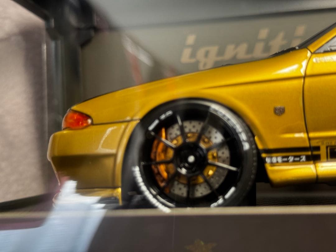 絶版希少 TOP SECRET GT-R (VR32) Gold