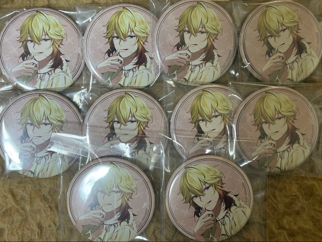 OVER REQUIEMZ オバレク クロード 缶バッジ with sweets