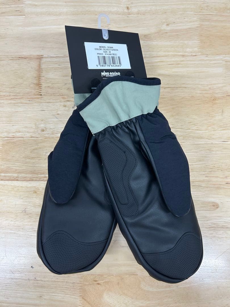 【新品】ASHRAM グローブ Olive/green Mサイズ