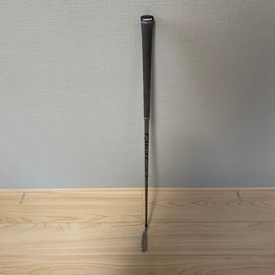 Qi MAX LITE 7番アイアン　純正カーボンシャフト フレックスR