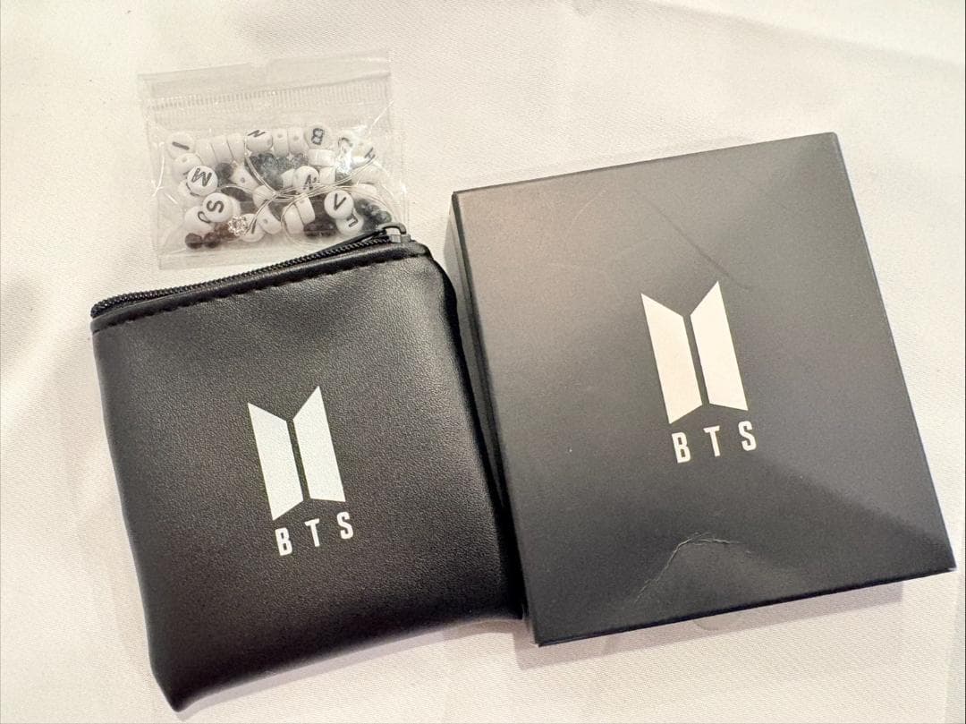 【未使用品】BTS グッズまとめ売り BT21 マスコット フィギュア グラス等