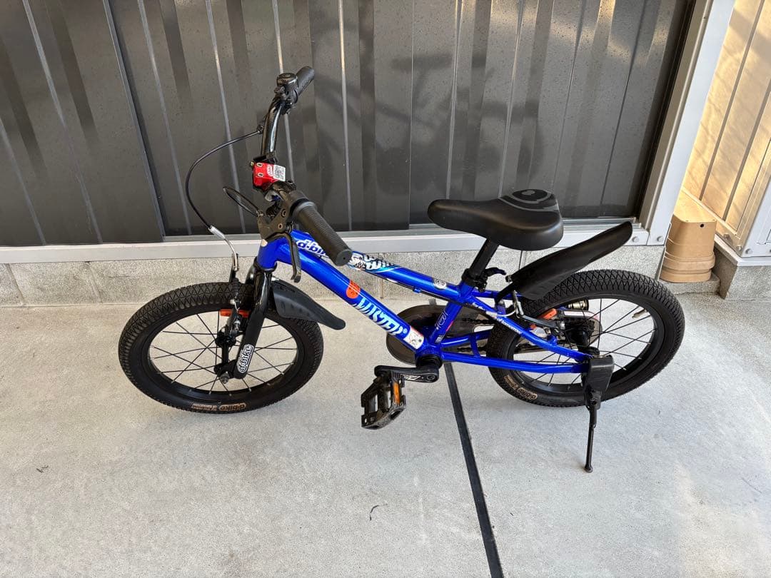 子供用自転車　D-BIKE 16インチ　ガレージ保管　綺麗