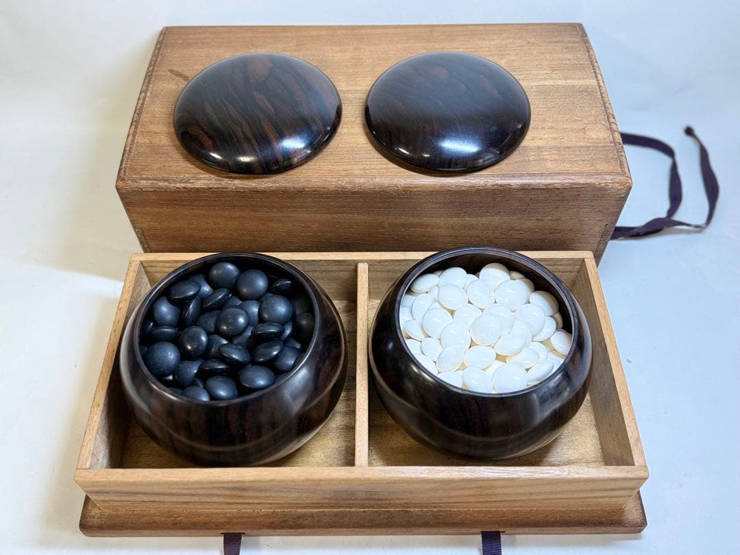 S28 最高級「碁石」蛤 那智黒石 縞黒檀箱 桐箱付 厚み11㎜