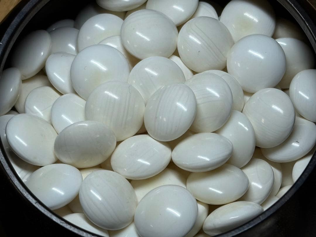 S28 最高級「碁石」蛤 那智黒石 縞黒檀箱 桐箱付 厚み11㎜