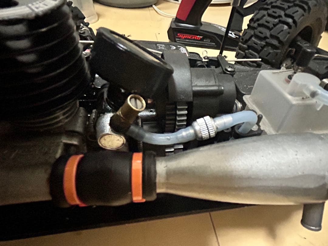 KYOSYO ニトロトラッカー　エンジンラジコンカー