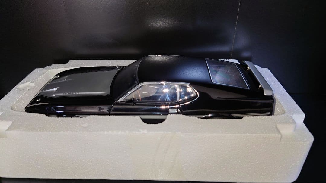 ミニカー 1/18 Ford MUSTANG Mach 1