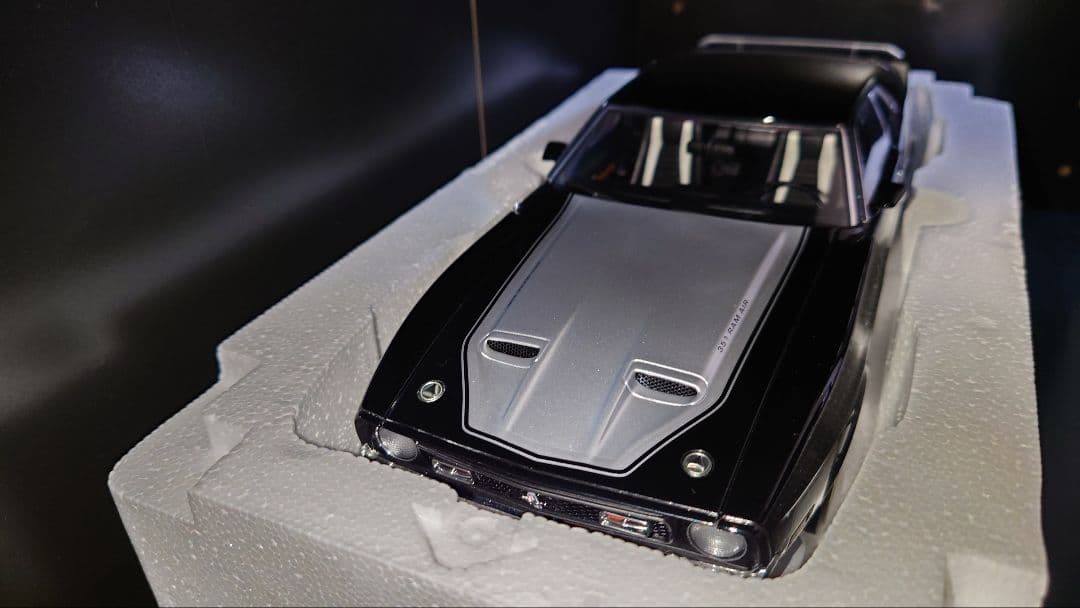 ミニカー 1/18 Ford MUSTANG Mach 1