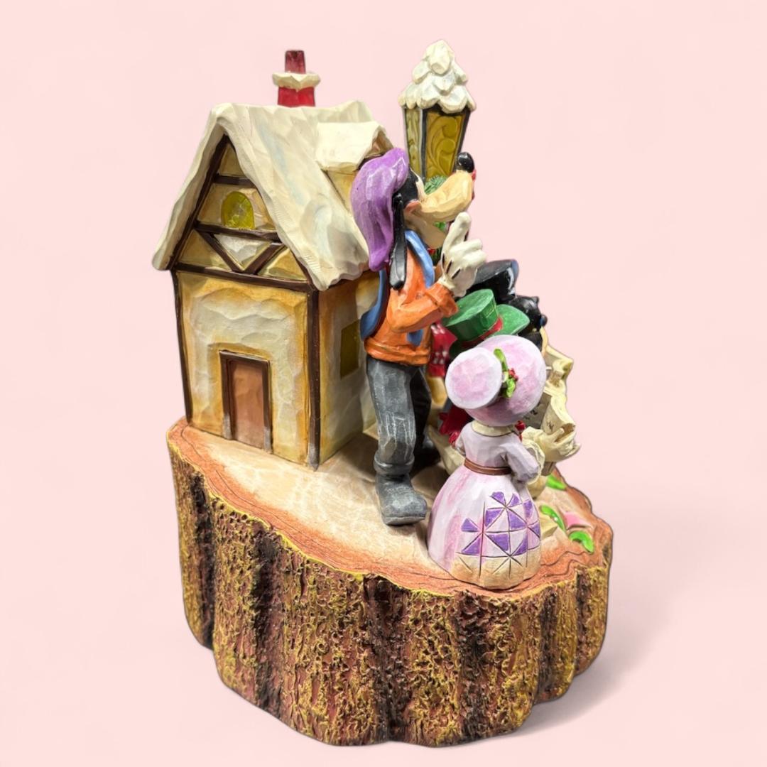 ディズニー Enesco Showcase “Holiday Harmony”