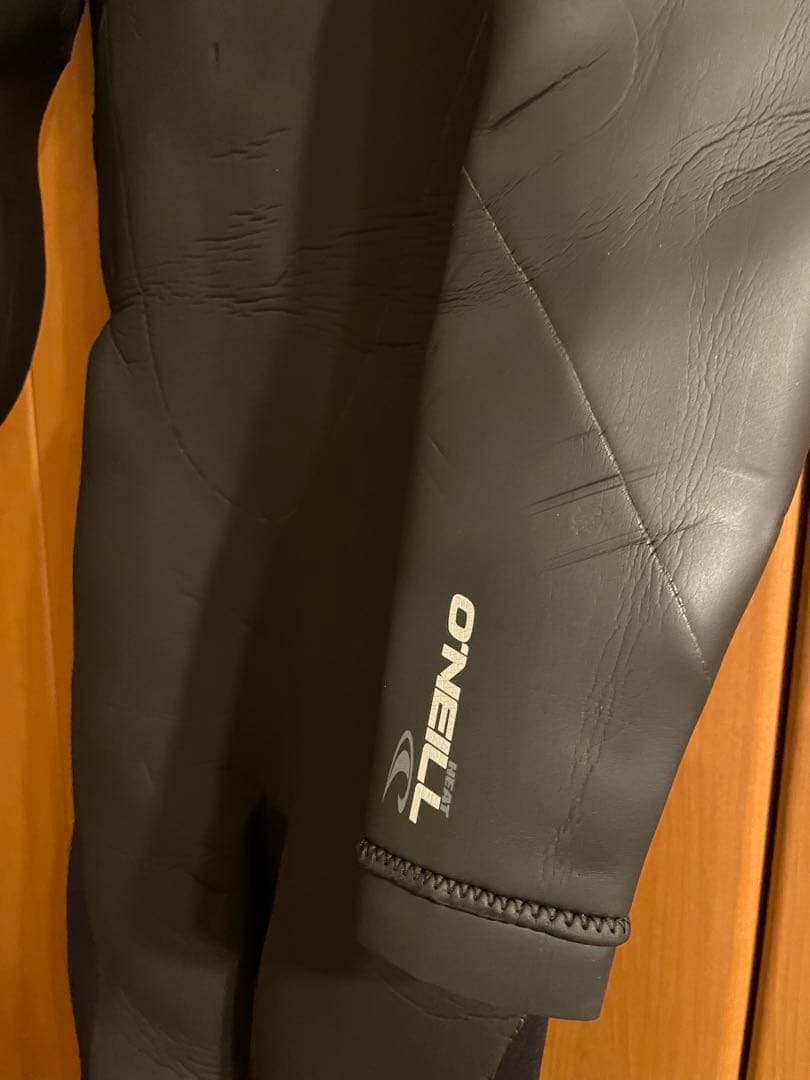 【お値下げ‼︎】オニール　ウェットスーツ