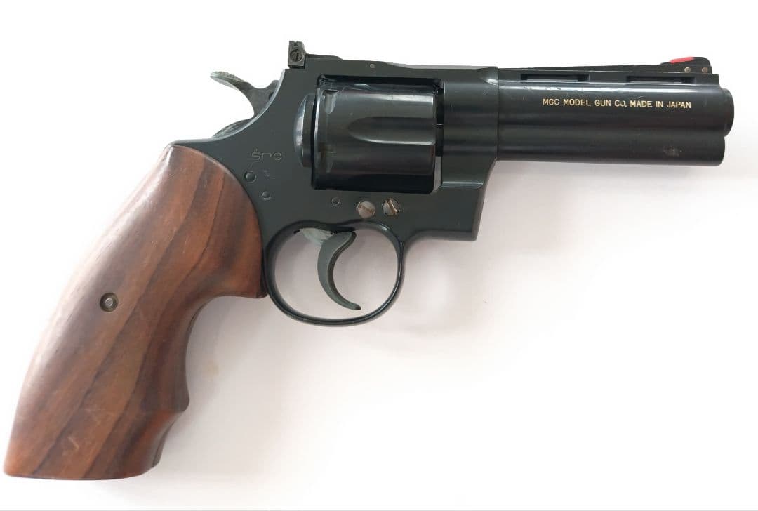MGC Smith & Wesson パイソン 4インチ 木製グリップ付き