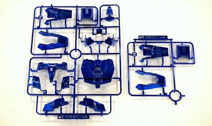 PGユニコーンガンダムメッキ塗装済みキット