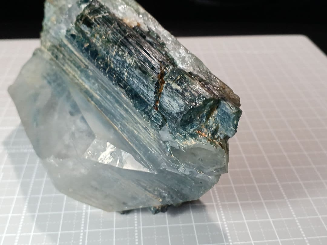 インディゴライト　トルマリン　水晶 原石　鉱物標本