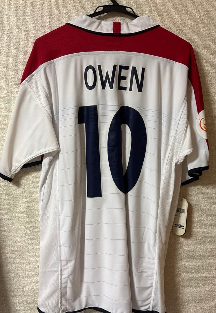 ユニフォーム オーウェン イングランド タグ付き