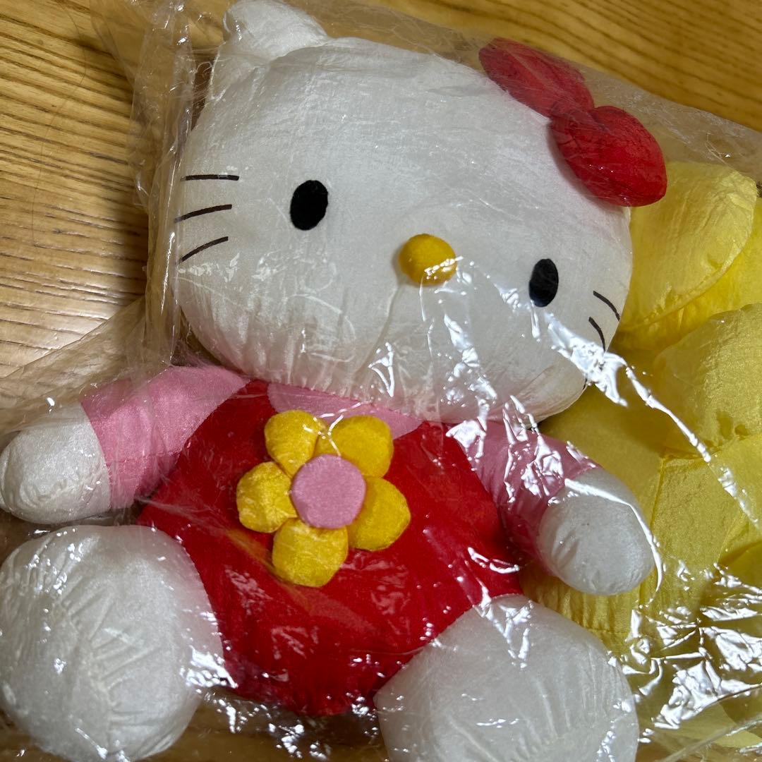 サンリオ　ナイロン　ぬいぐるみ　キティー　ポムポムプリン