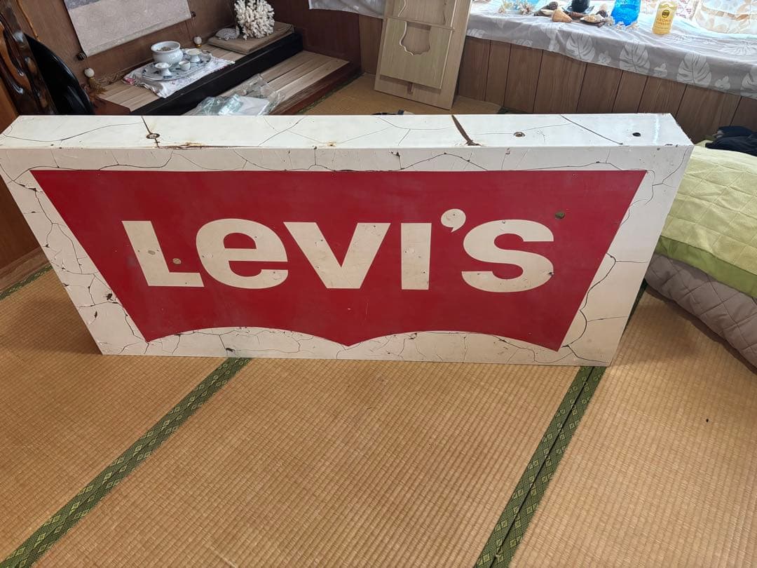 特大リーバイス看板