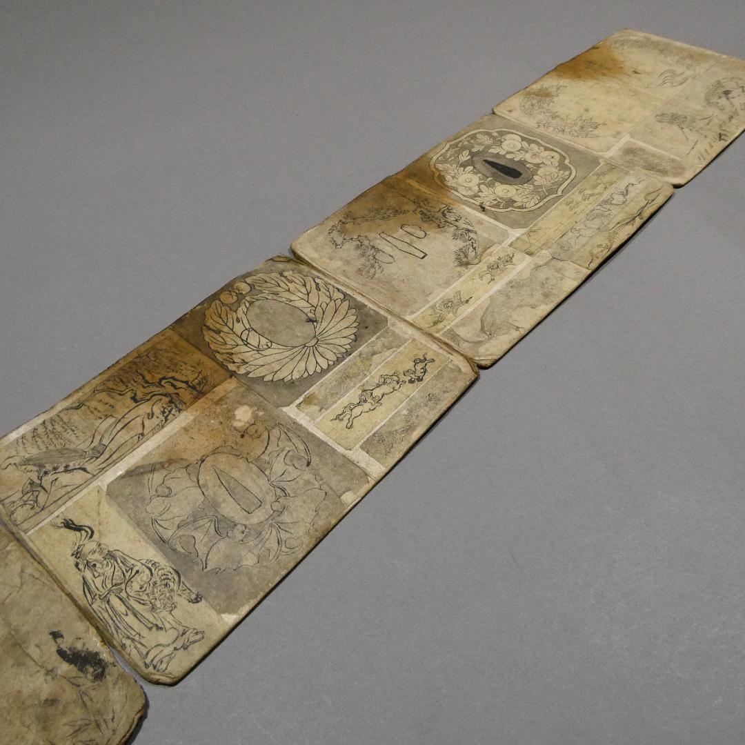 江戸時代 金工師による刀装具下絵帳　◆武具意匠の貴重資料　鍔・縁頭・目貫など