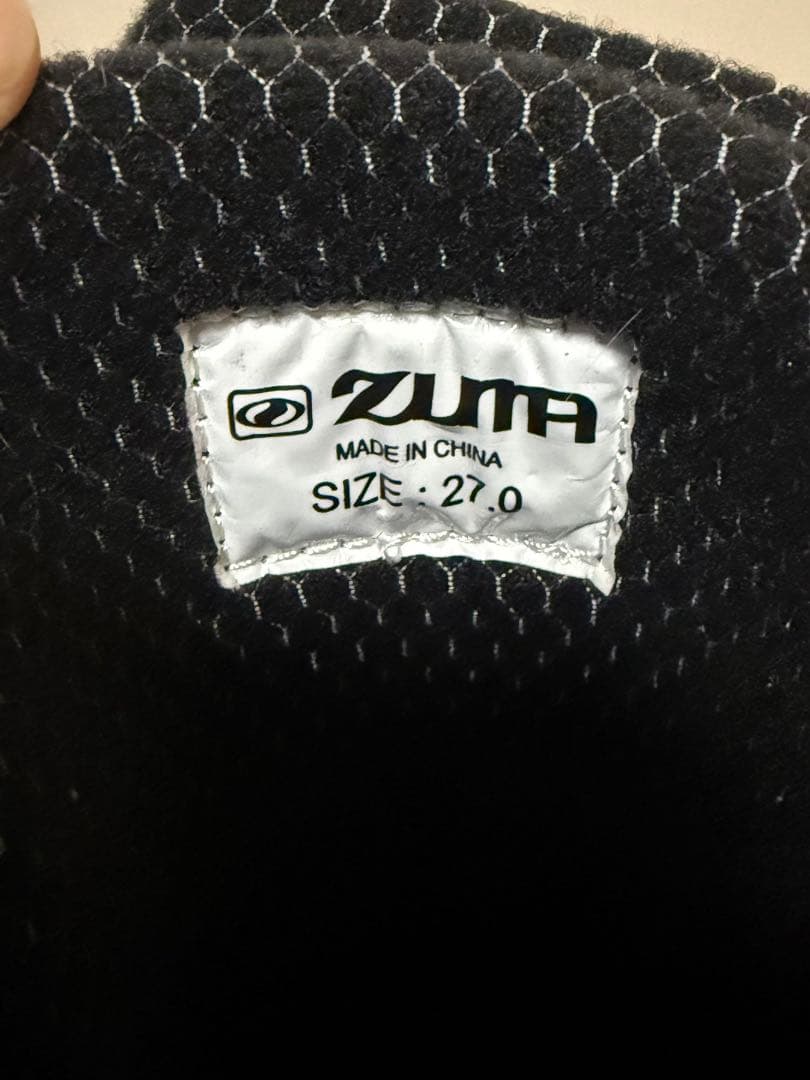 ZUMAスノーボードブーツ ブラック