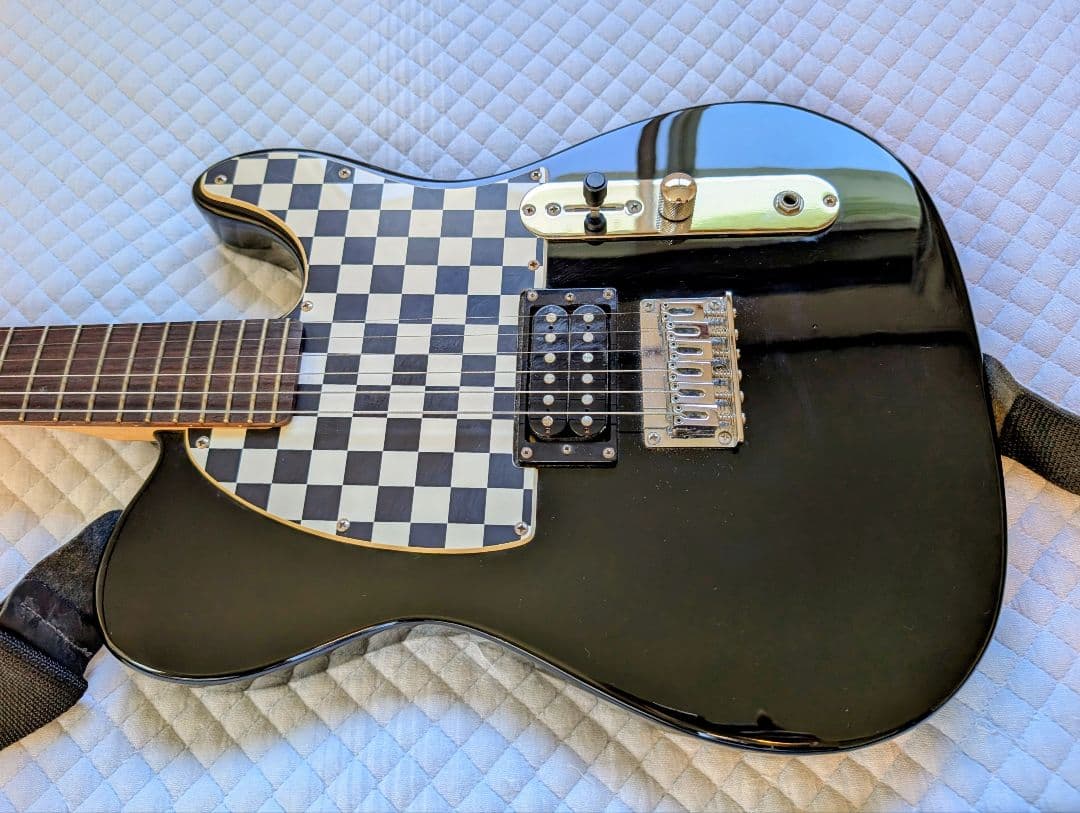 【美品】アヴリル・ラヴィーン テレキャスター／Squier by Fender