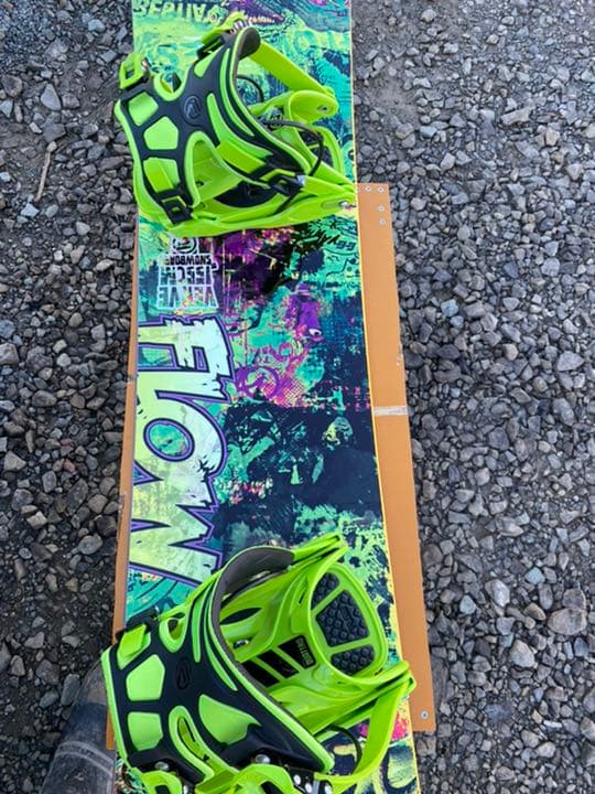 美品フロー　スノーボードセット