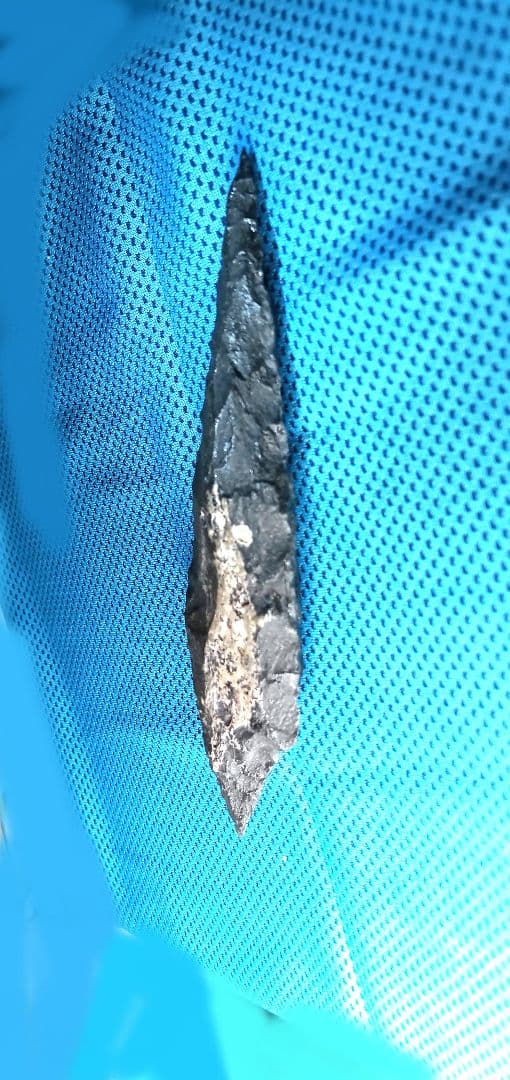 旧石器時代 尖頭器 石器 397 ほぼ完品　サヌカイト模写