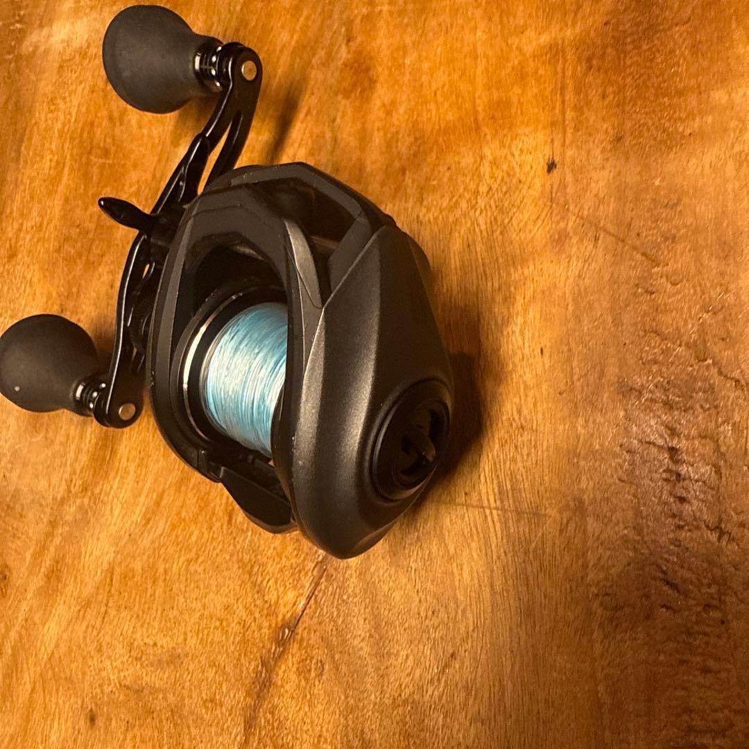 Revo Beast 41-HS-L ベイトリール