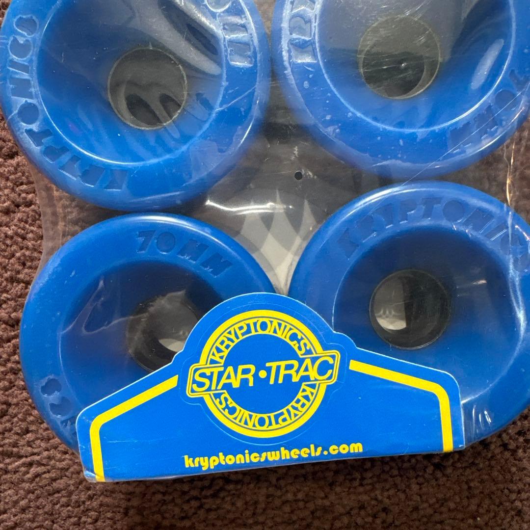 Kryptonics Star-Trac 70mm82a青ウィール4個セット