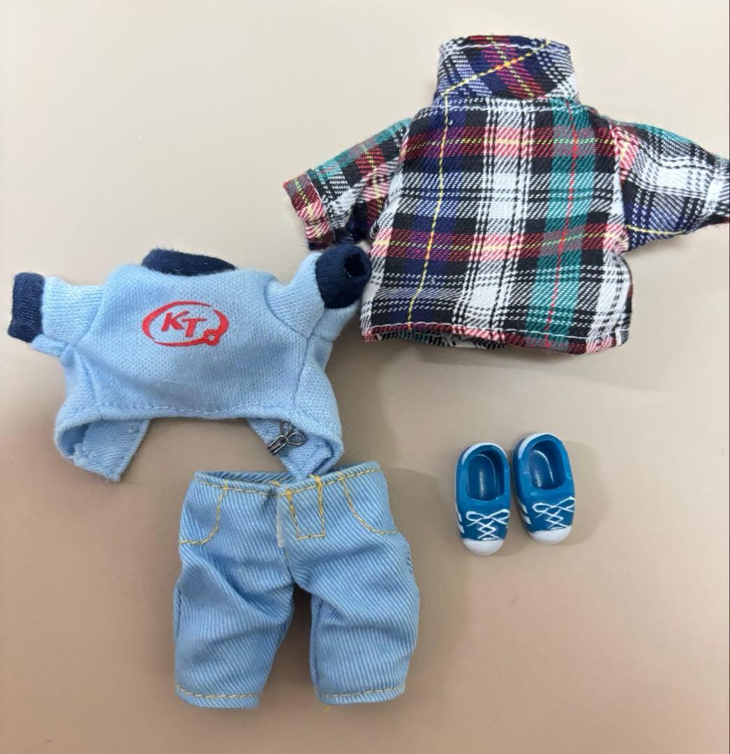 ハローキティ　ドレスアップコレクション