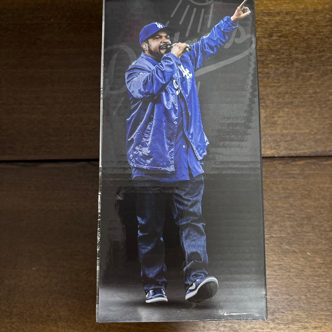 記念グッズ DODGERS Ice Cube Bobblehead